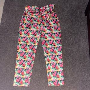 NWT Delfi Collection women’s large floral dress pants with front bow!